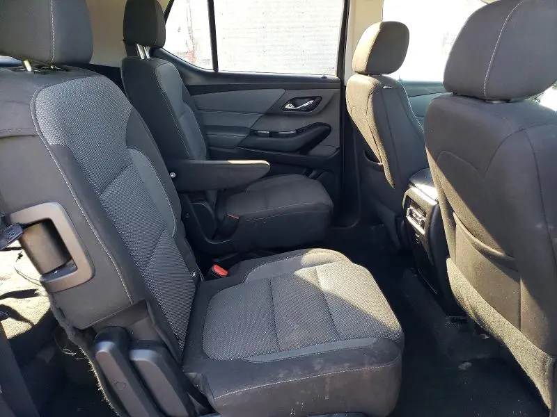 2020 CHEVROLET TRAVERSE LT  