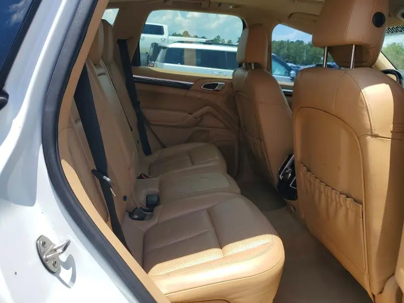 2012 PORSCHE CAYENNE   