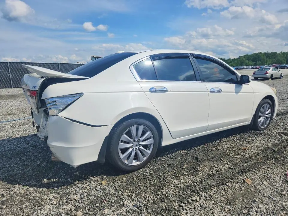 2011 HONDA ACCORD EXL  
