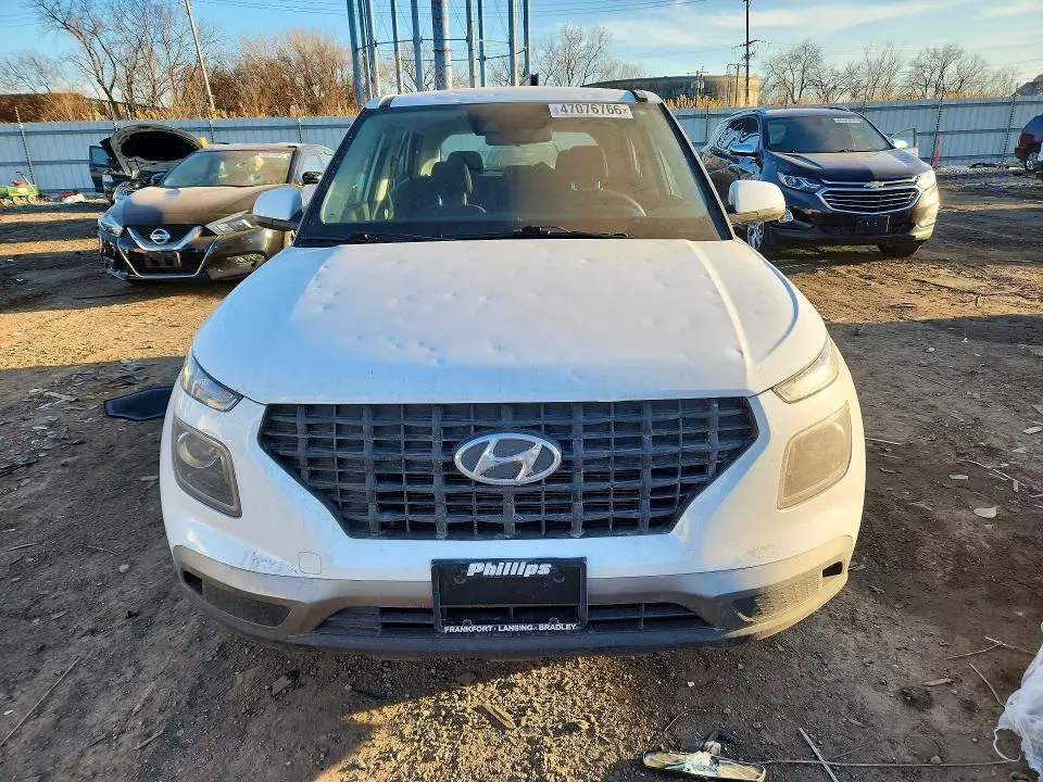 2022 HYUNDAI VENUE SE  