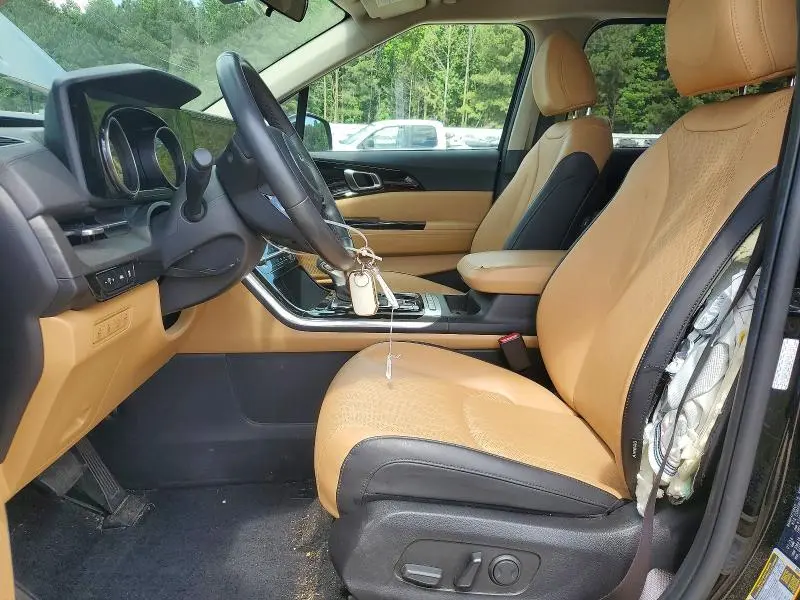 2024 KIA CARNIVAL EX  