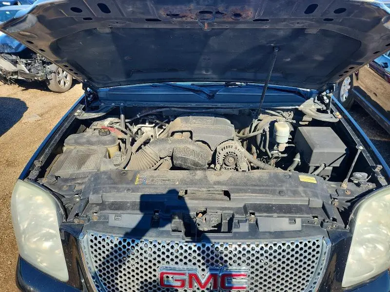 2011 GMC YUKON DENALI  