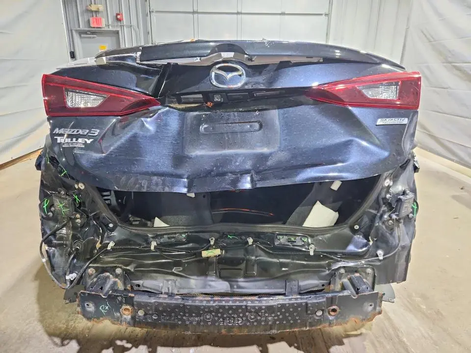 2017 MAZDA 3 TOURING  
