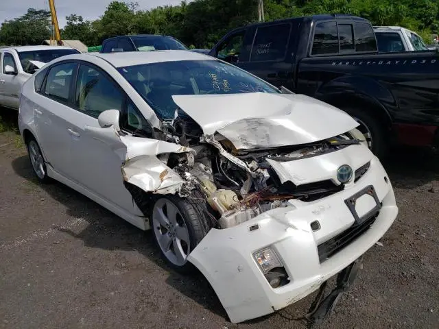2011 TOYOTA PRIUS 