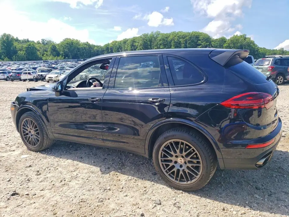 2018 PORSCHE CAYENNE   