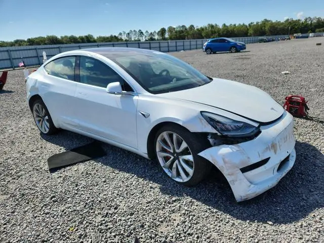 2018 TESLA MODEL 3   