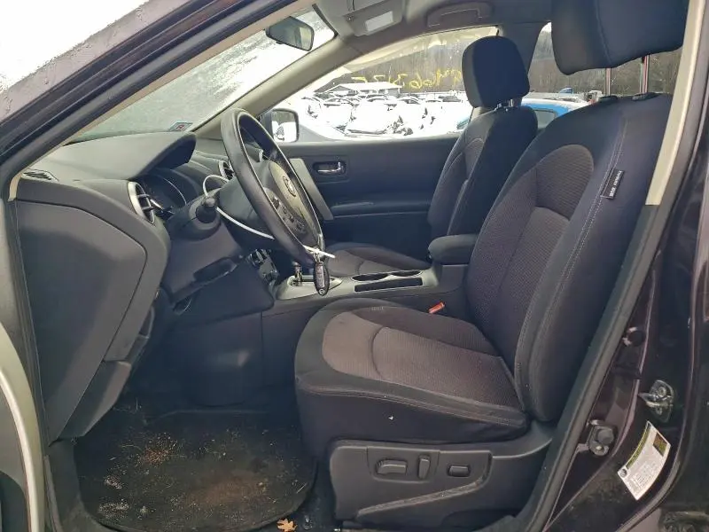 2011 NISSAN ROGUE S  