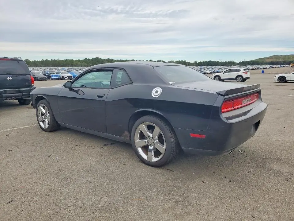 2011 DODGE CHALLENGER   