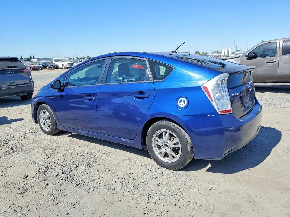 2010 TOYOTA PRIUS II  