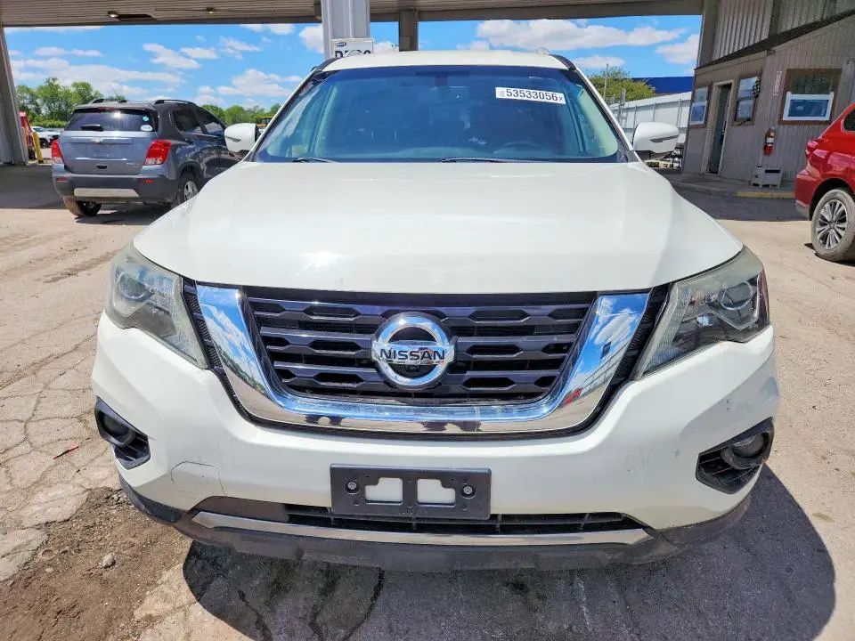 2017 NISSAN PATHFINDER SL  