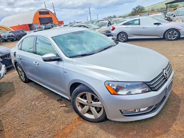 2015 VOLKSWAGEN PASSAT S  