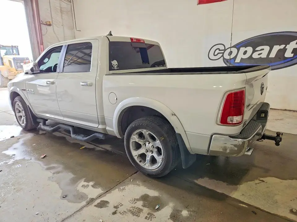 2015 RAM 1500 LARAMIE  