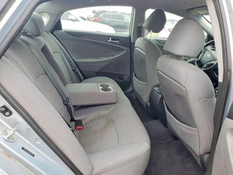 2011 HYUNDAI SONATA GLS  