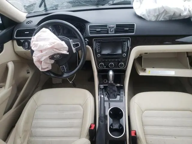 2015 VOLKSWAGEN PASSAT SEL  