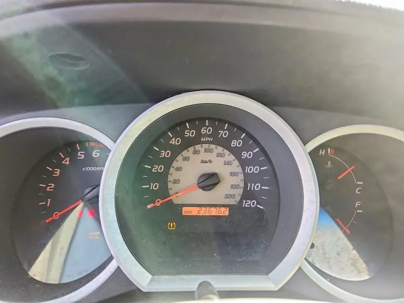 2010 TOYOTA TACOMA BASE  