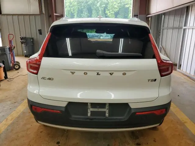 2021 VOLVO XC40 T5 INSCRIPTION  