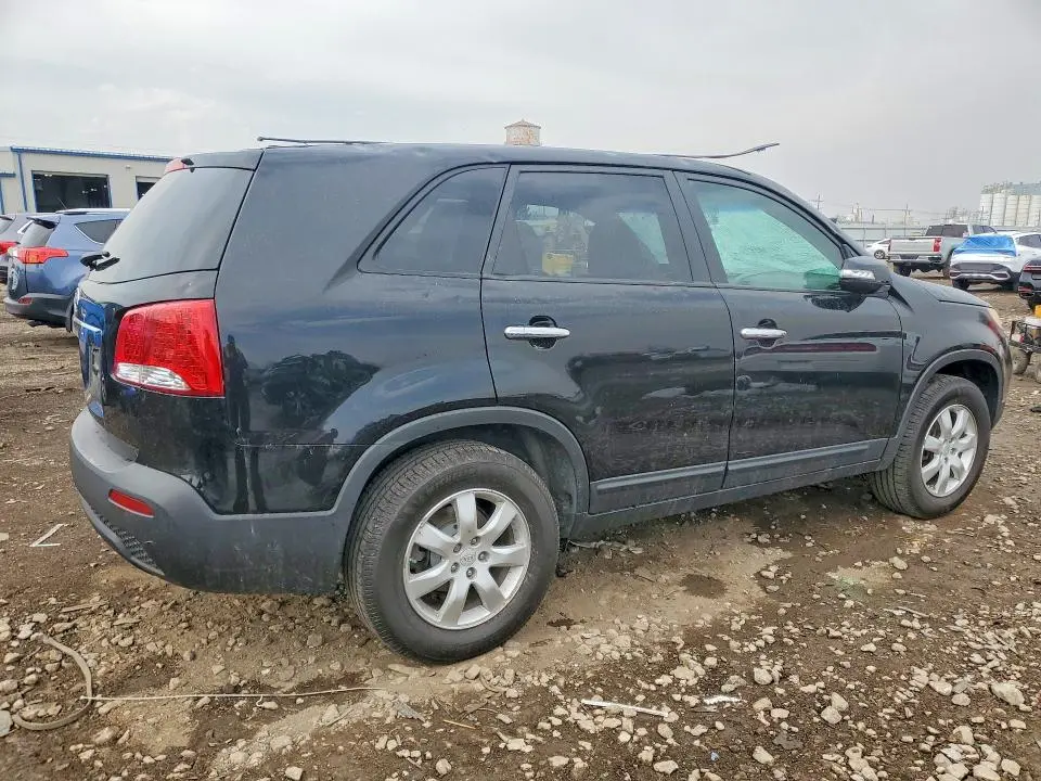 2011 KIA SORENTO LX  