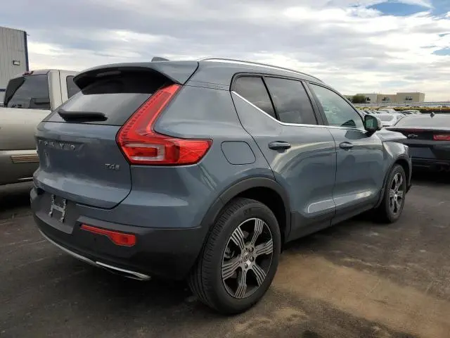 2020 VOLVO XC40 T4 INSCRIPTION  
