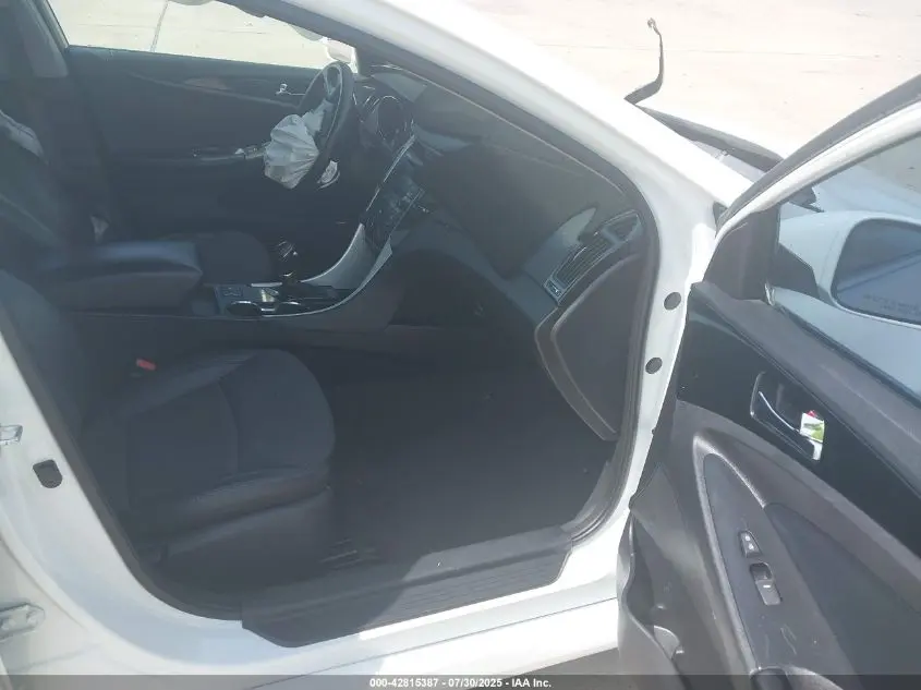 2014 HYUNDAI SONATA SE