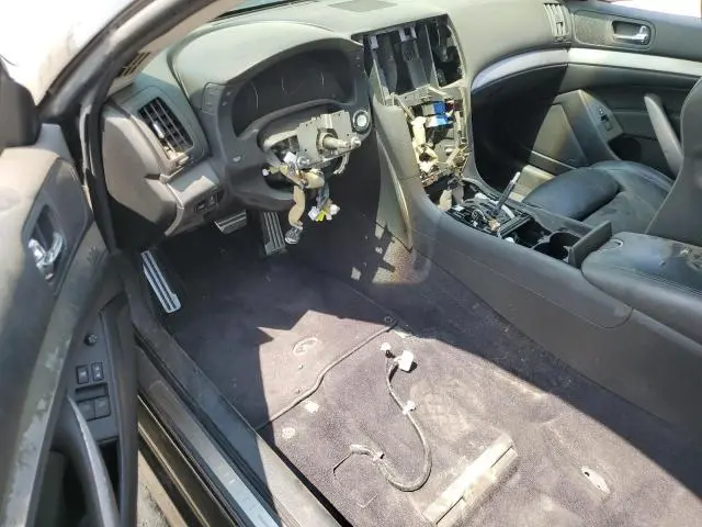 2010 INFINITI G37 BASE  