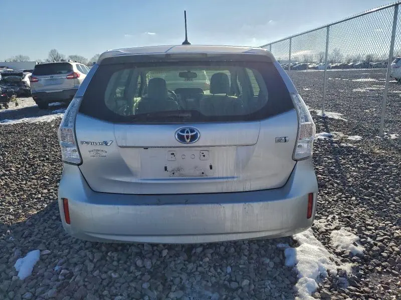 2012 TOYOTA PRIUS V   