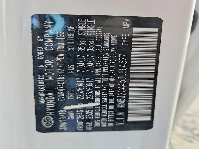 2018 HYUNDAI TUCSON SE  