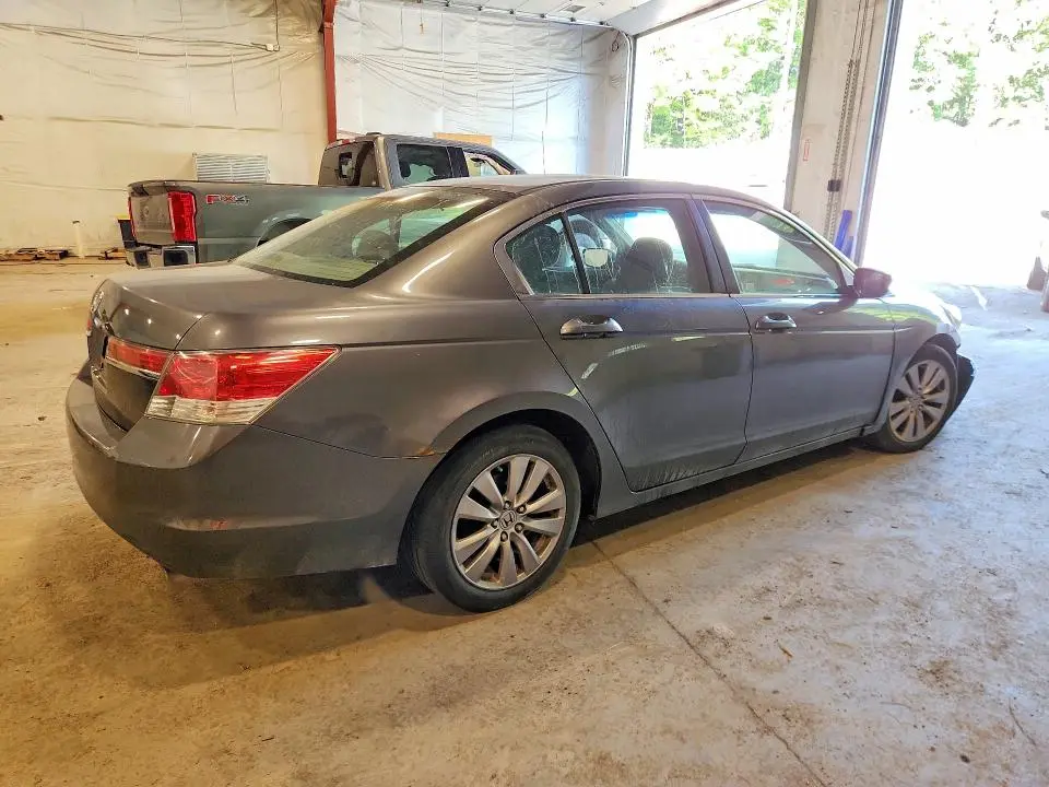 2011 HONDA ACCORD EX  