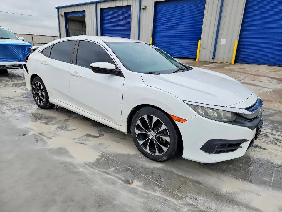 2016 HONDA CIVIC LX  