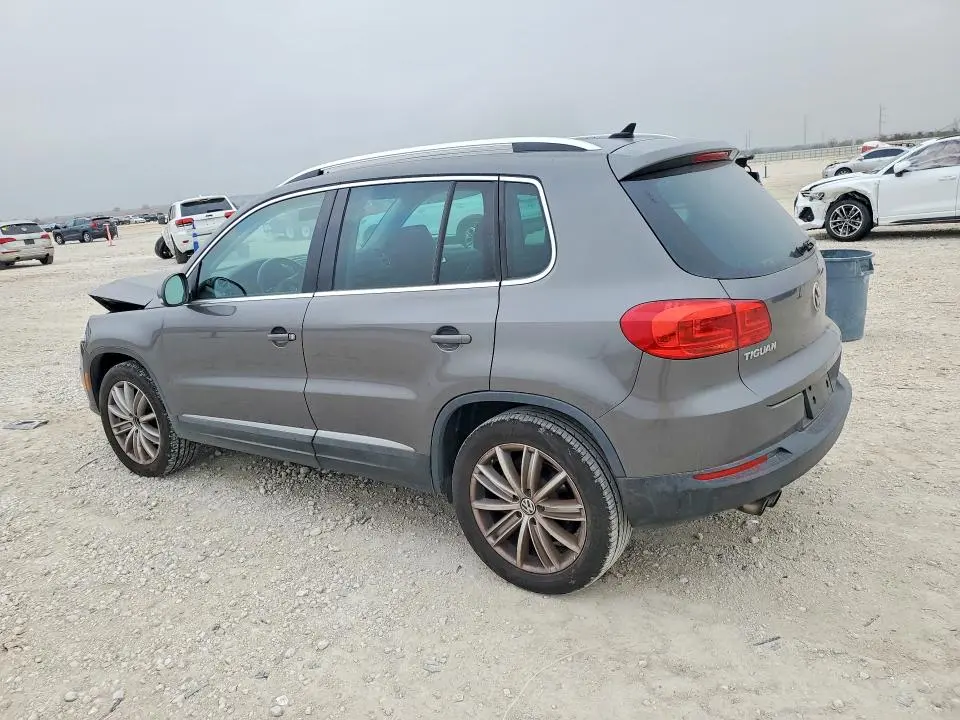 2012 VOLKSWAGEN TIGUAN S  