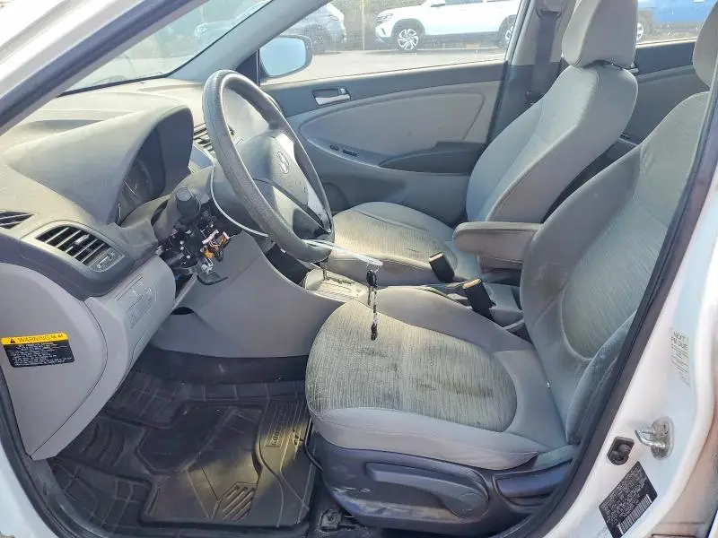 2016 HYUNDAI ACCENT SE  