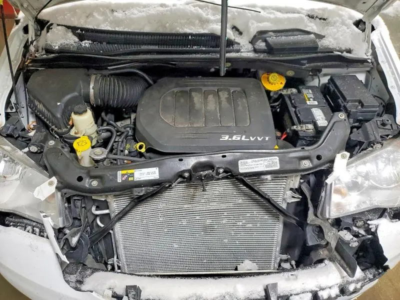 2016 CHRYSLER TOWN & COUNTRY TOURING  