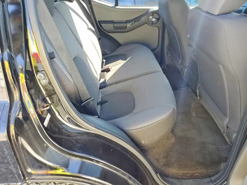 2015 NISSAN XTERRA X  