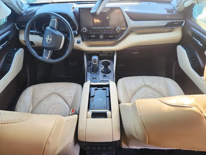 2020 TOYOTA HIGHLANDER LIMITED  