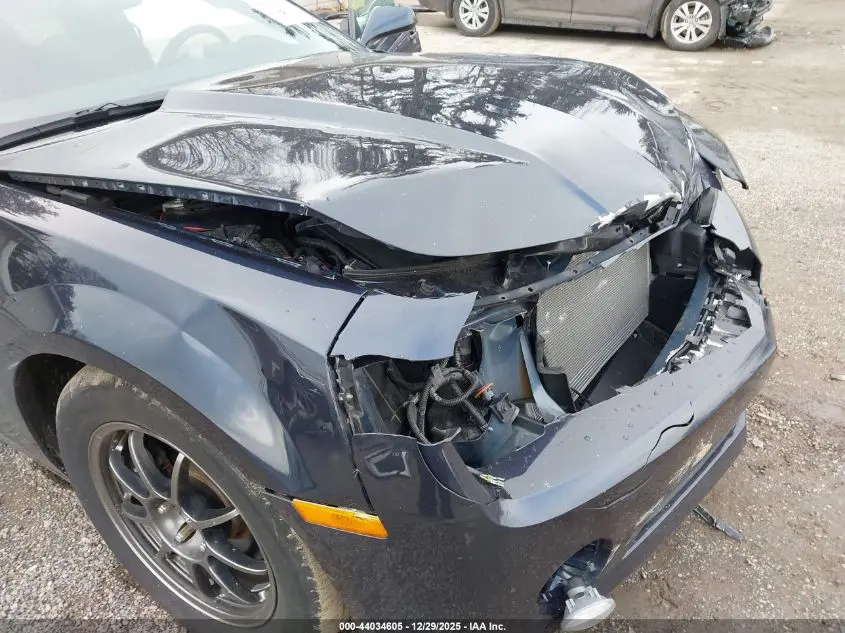 2013 CHEVROLET CAMARO 2LS