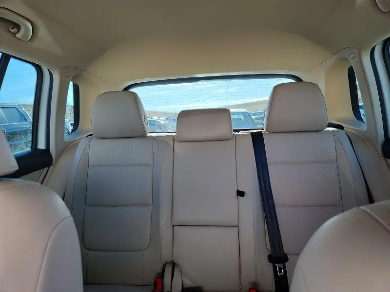 2015 VOLKSWAGEN TIGUAN S  