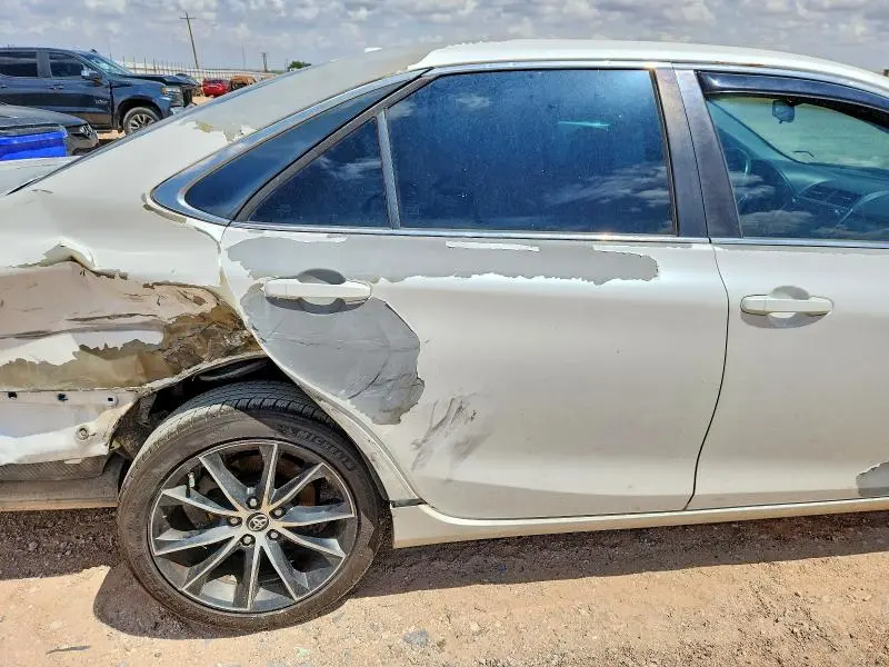 2015 TOYOTA CAMRY XSE  
