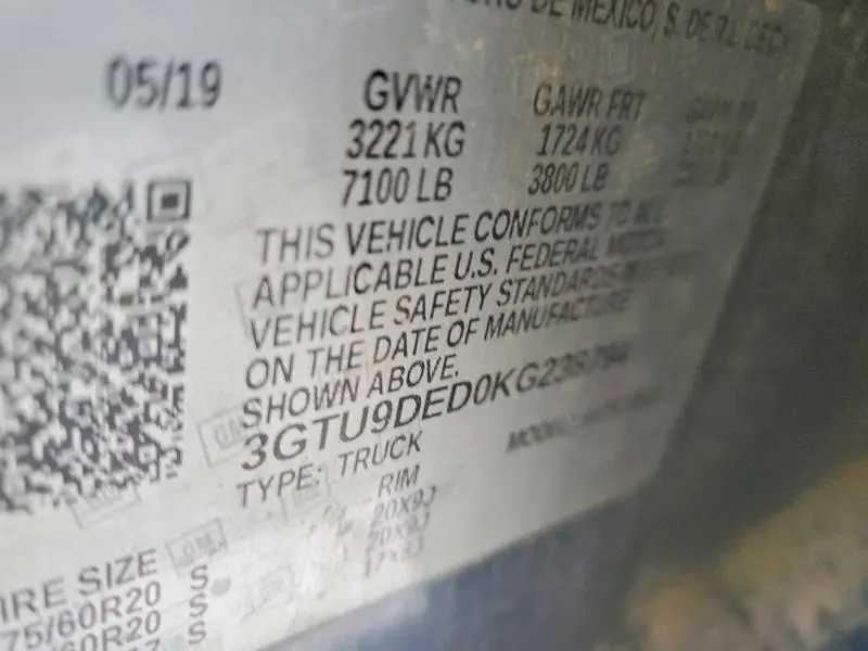 2019 GMC SIERRA K1500 SLT  