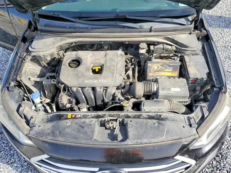 2018 HYUNDAI ELANTRA SE  