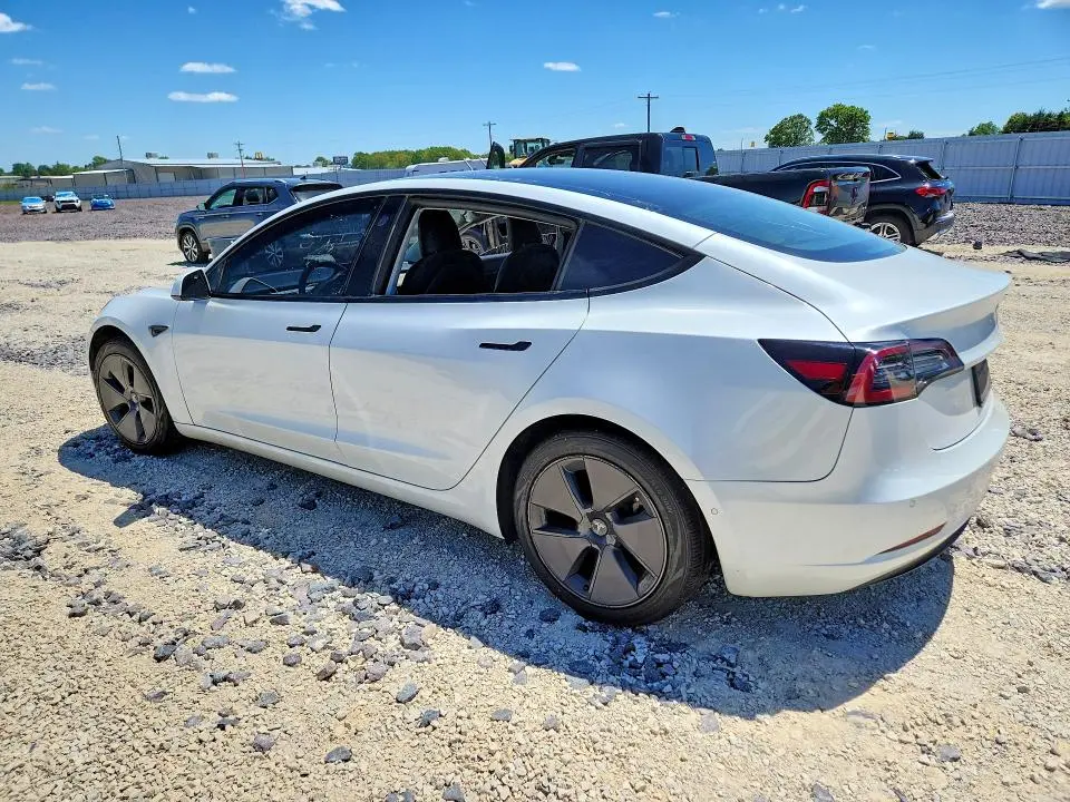2021 TESLA MODEL 3   