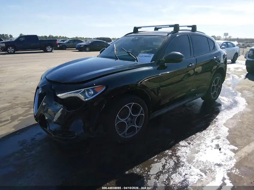 2018 ALFA ROMEO STELVIO SPORT AWD