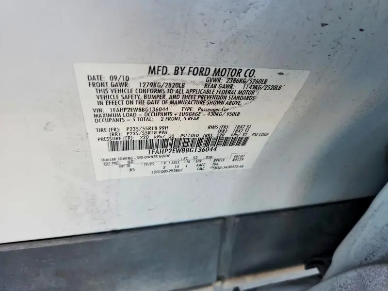 2011 FORD TAURUS SEL  