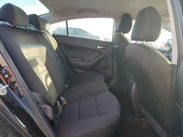 2016 KIA FORTE LX  