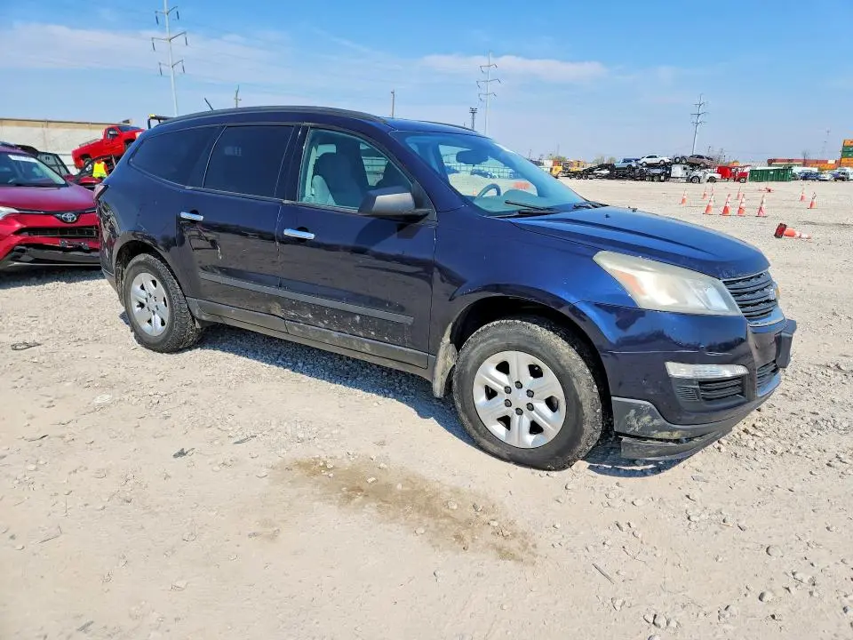 2016 CHEVROLET TRAVERSE LS  