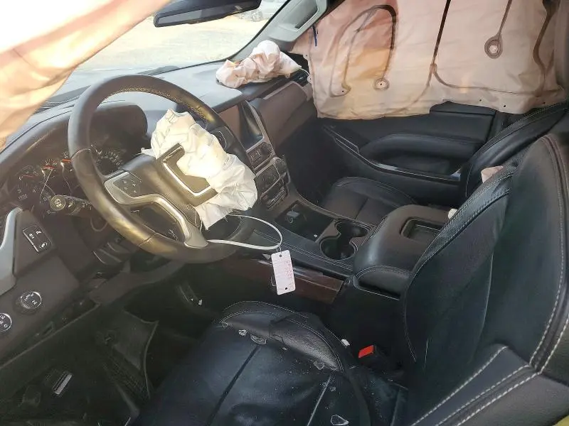 2017 GMC YUKON XL K1500 SLE  