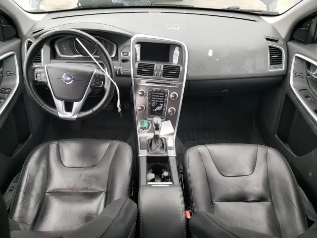 2016 VOLVO XC60 T5 PREMIER  