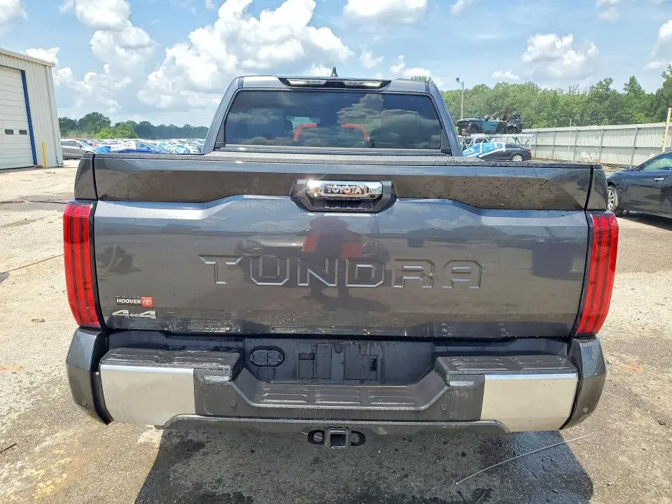 2026 TOYOTA TUNDRA CREWMAX LIMITED  