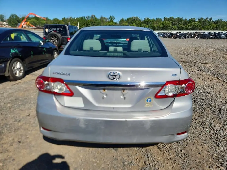 2013 TOYOTA COROLLA LE  