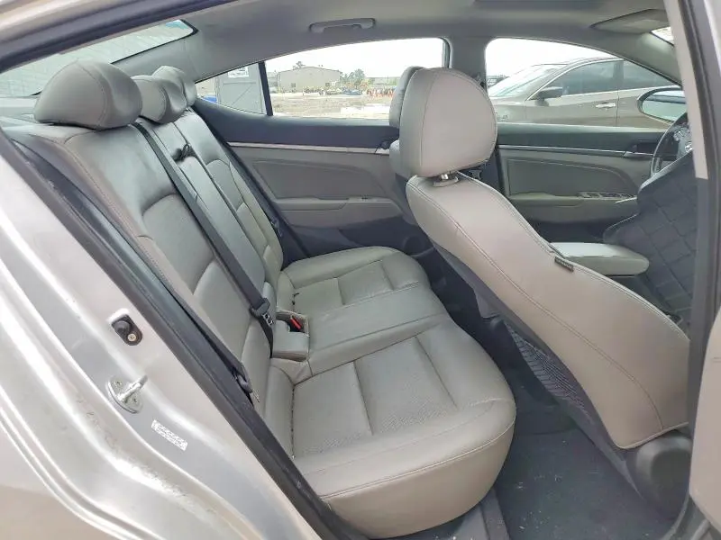 2019 HYUNDAI ELANTRA LIMITED  