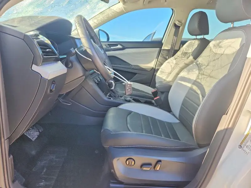 2024 VOLKSWAGEN TAOS SEL  