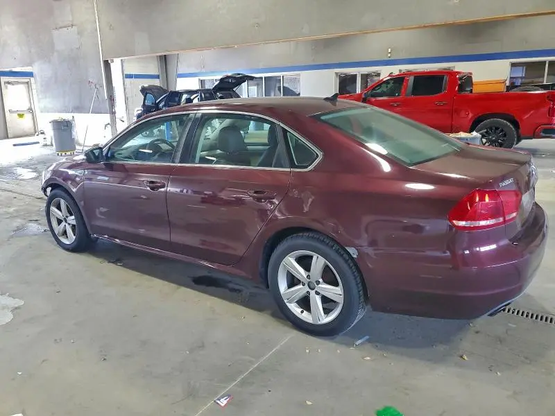 2013 VOLKSWAGEN PASSAT SE  